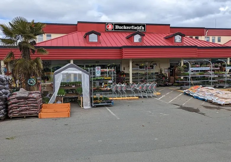 Buckerfield&rsquo;s farm and pet supply store in Salmon Arm