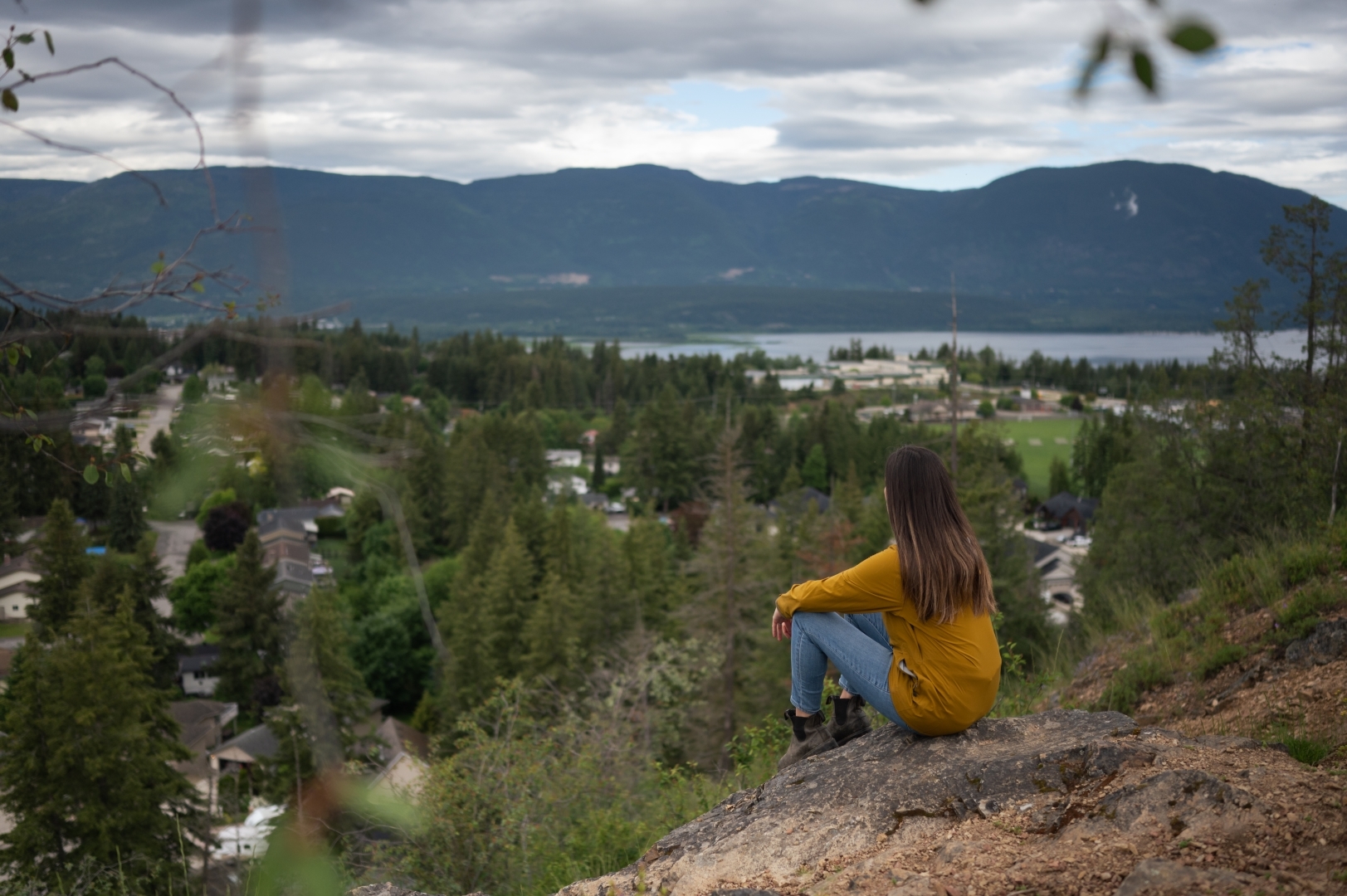 Hikers on a Shuswap trail